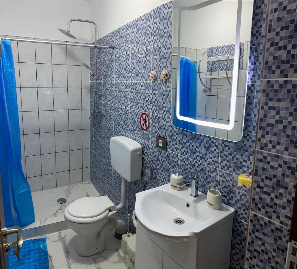 Raven Comstar Appartement Corbu  Buitenkant foto