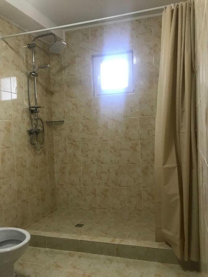 Raven Comstar Appartement Corbu  Buitenkant foto